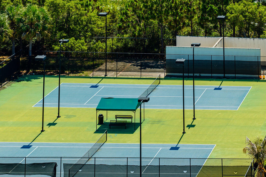 FOURTH  REPLAT OF PORTOFINO ISLES - Residential