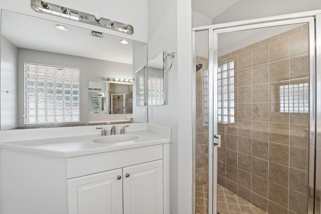 FOURTH  REPLAT OF PORTOFINO ISLES - Residential