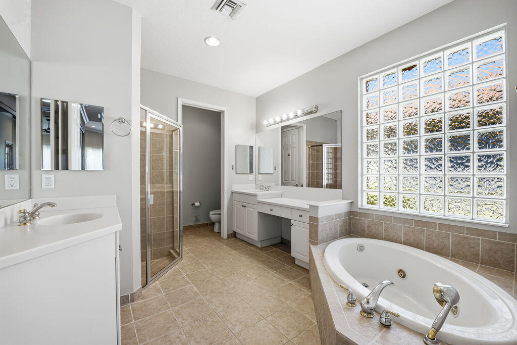 FOURTH  REPLAT OF PORTOFINO ISLES - Residential