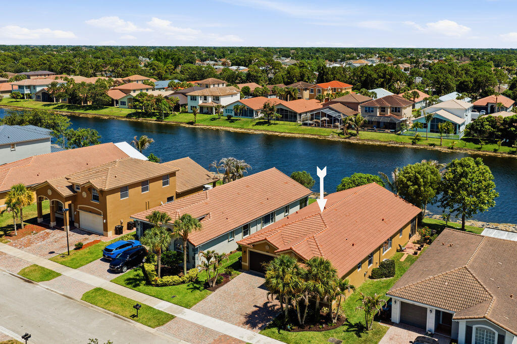 FOURTH  REPLAT OF PORTOFINO ISLES - Residential