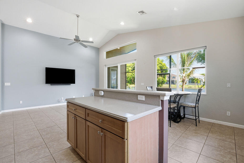FOURTH  REPLAT OF PORTOFINO ISLES - Residential