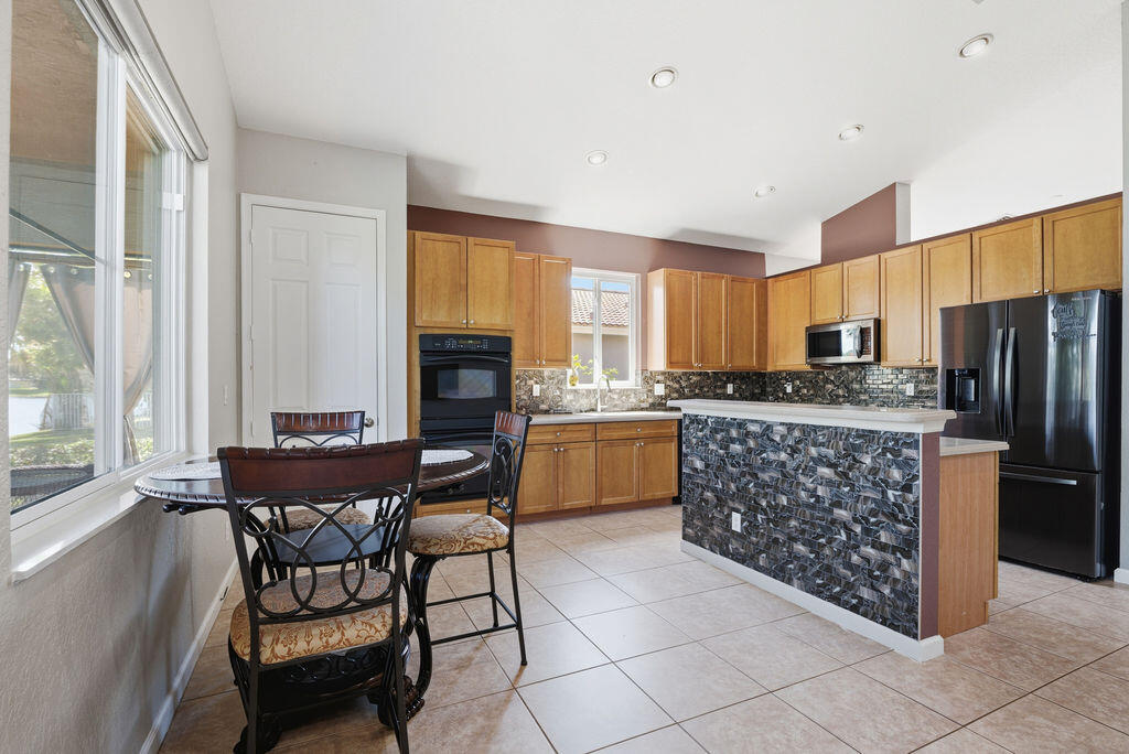 FOURTH  REPLAT OF PORTOFINO ISLES - Residential