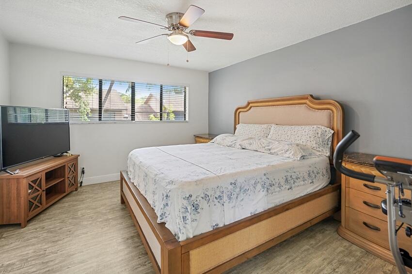 BONAIRE VILLAGE AT WOODMONT - Residential