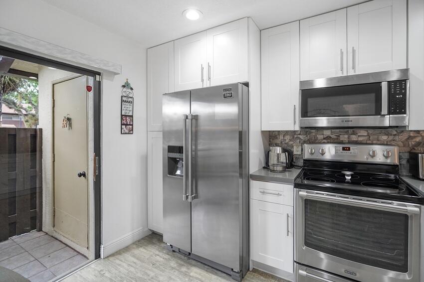 BONAIRE VILLAGE AT WOODMONT - Residential