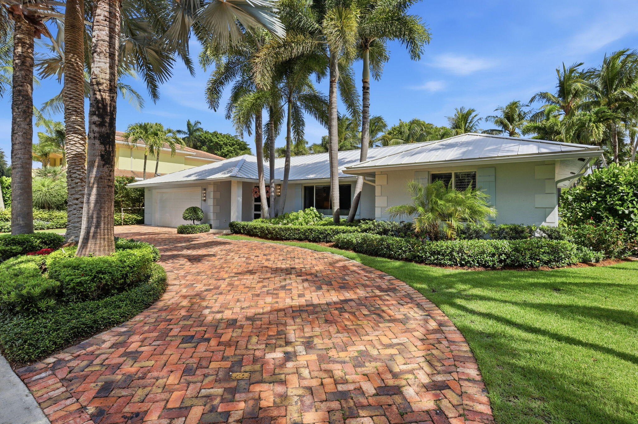 BOCA RATON BATH & TENNIS CLUB - Residential