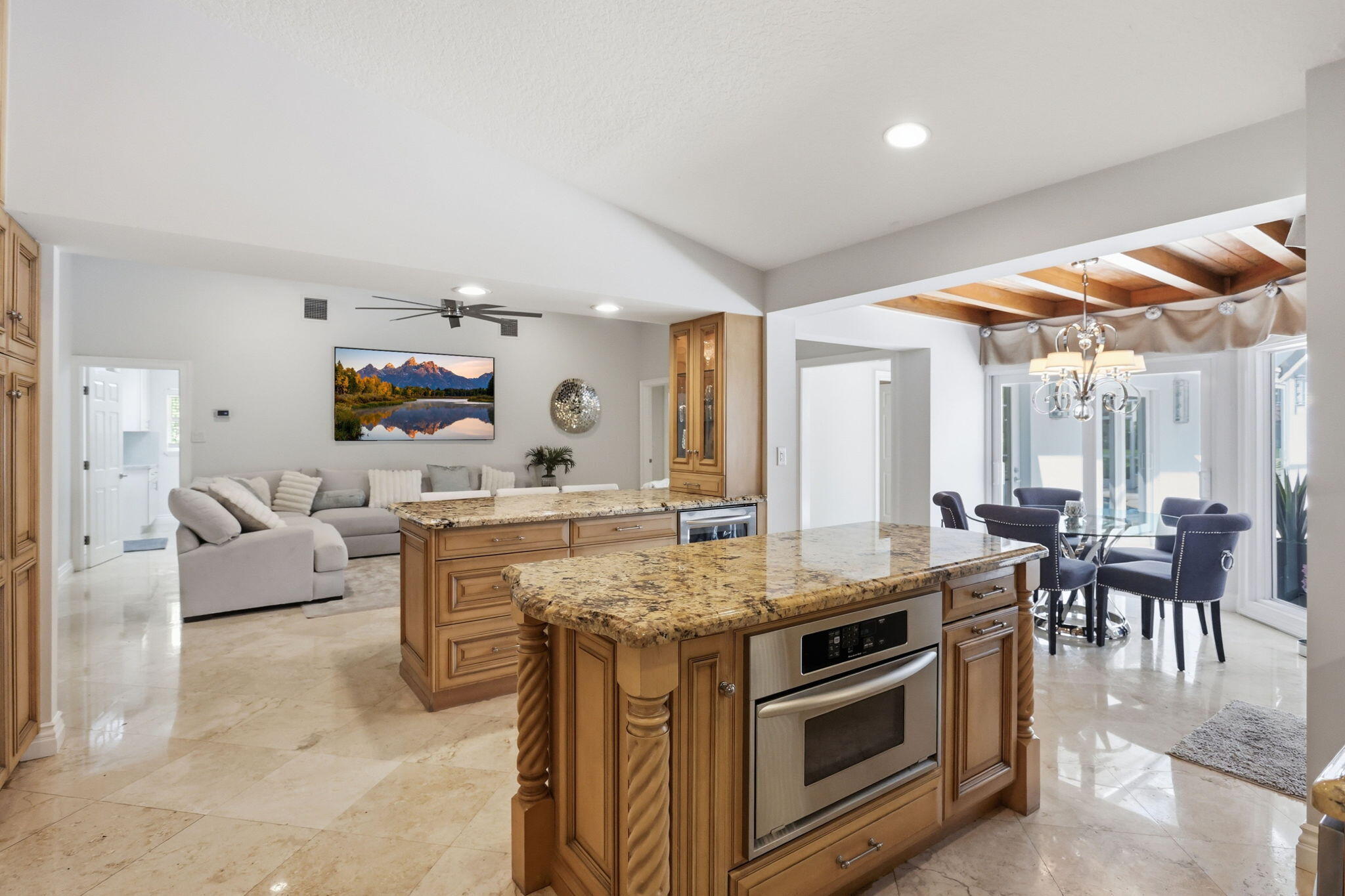 BOCA RATON BATH & TENNIS CLUB - Residential