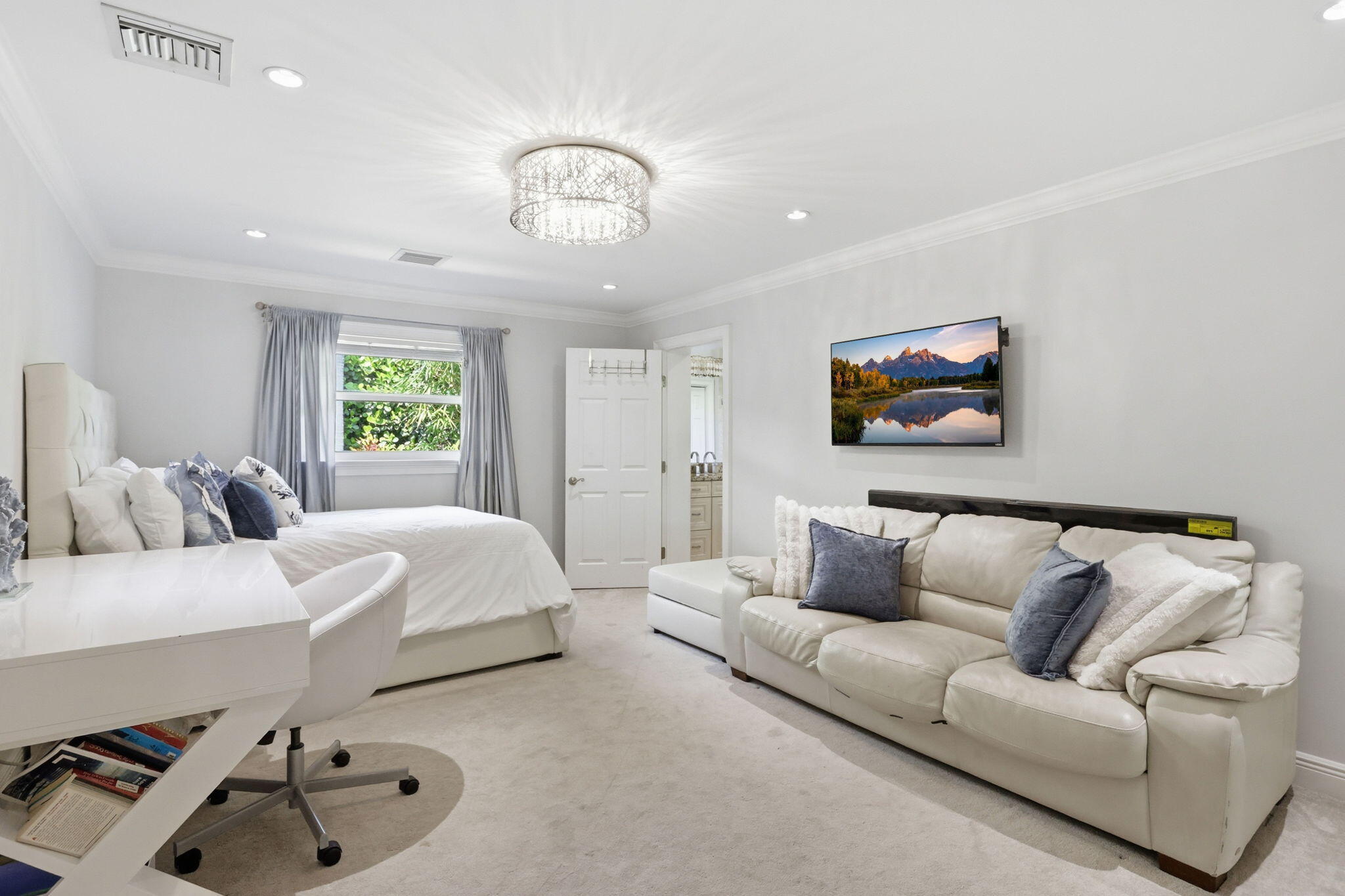 BOCA RATON BATH & TENNIS CLUB - Residential