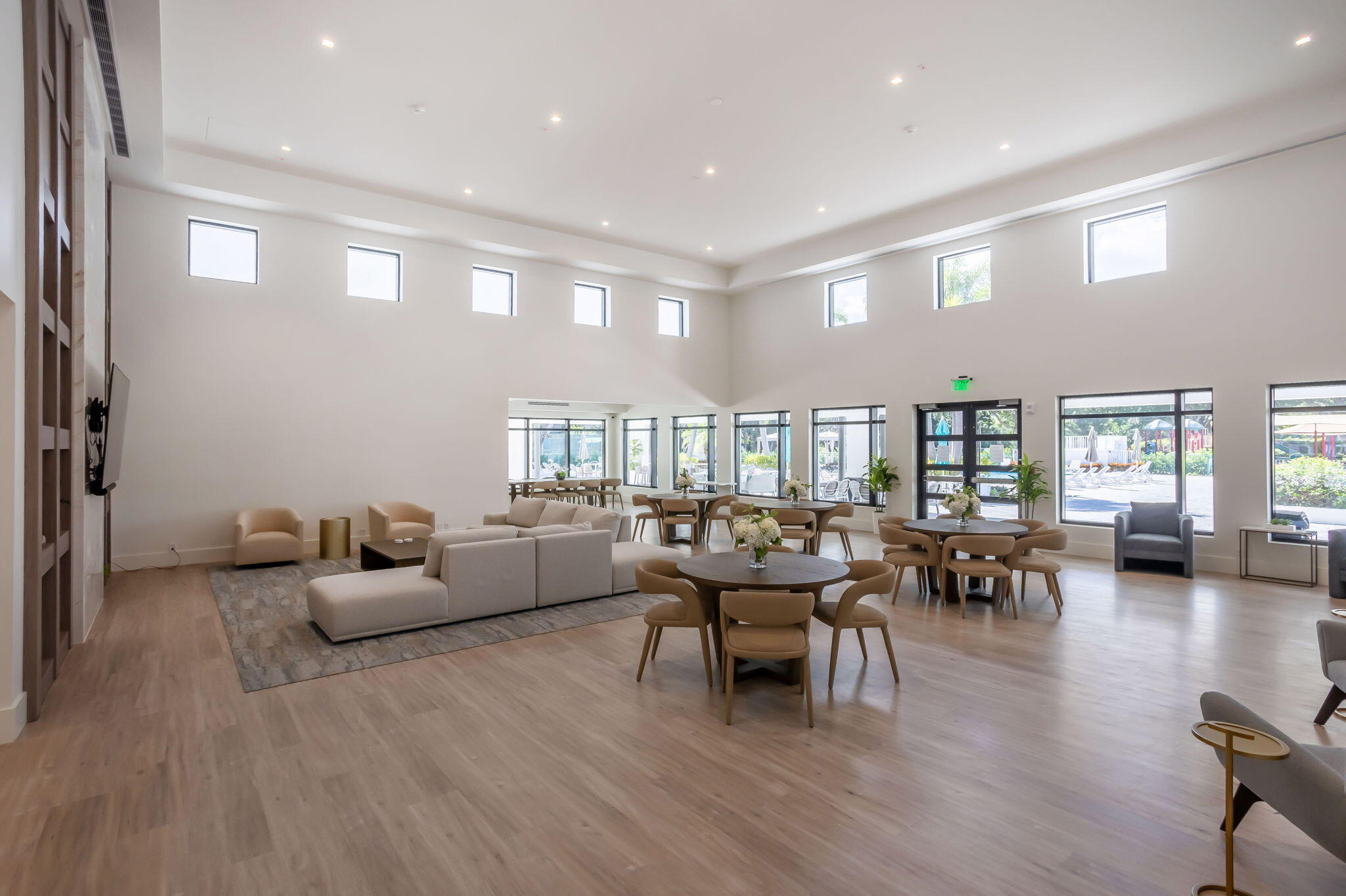 BOCA RATON BATH & TENNIS CLUB - Residential