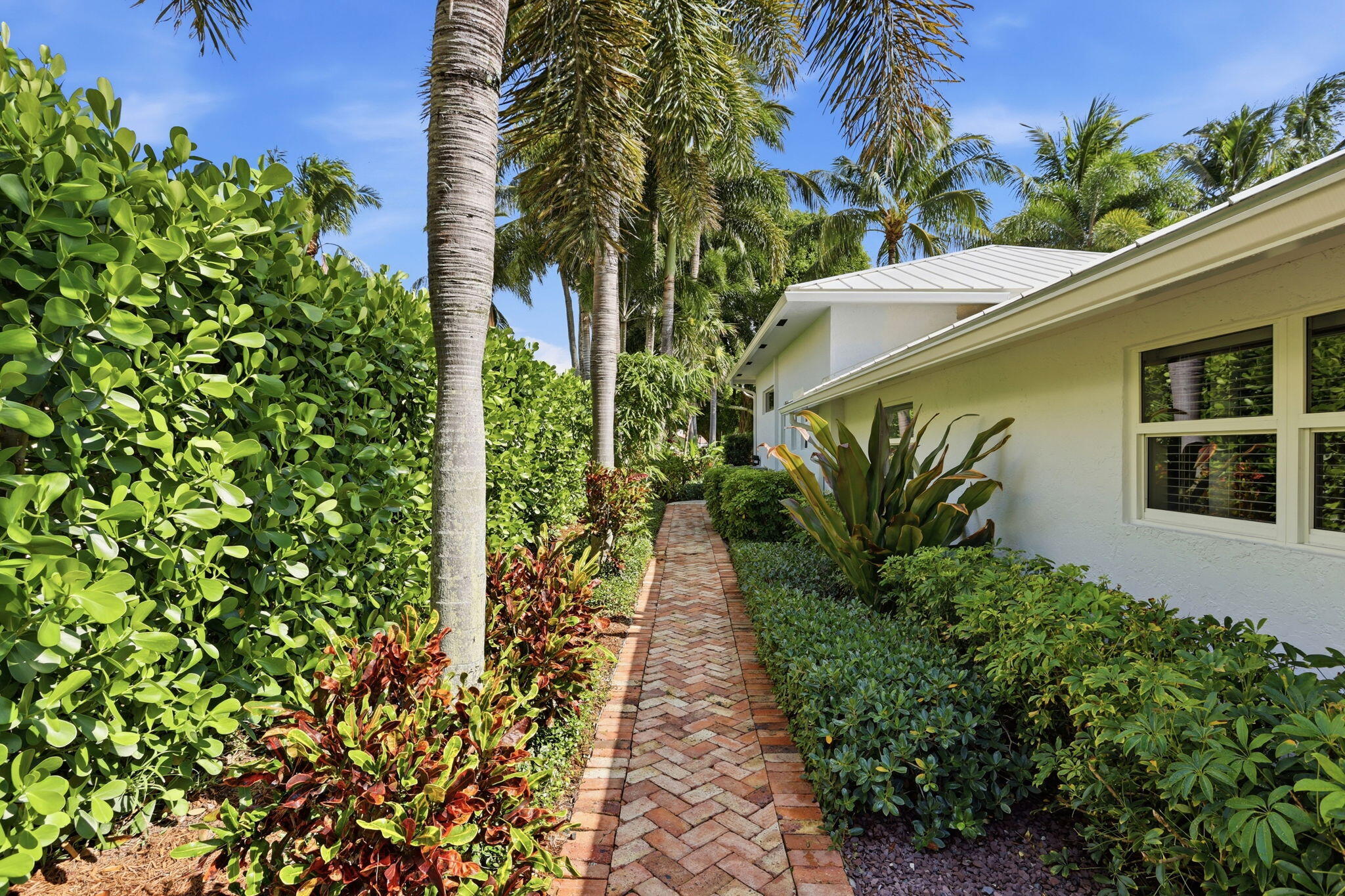 BOCA RATON BATH & TENNIS CLUB - Residential