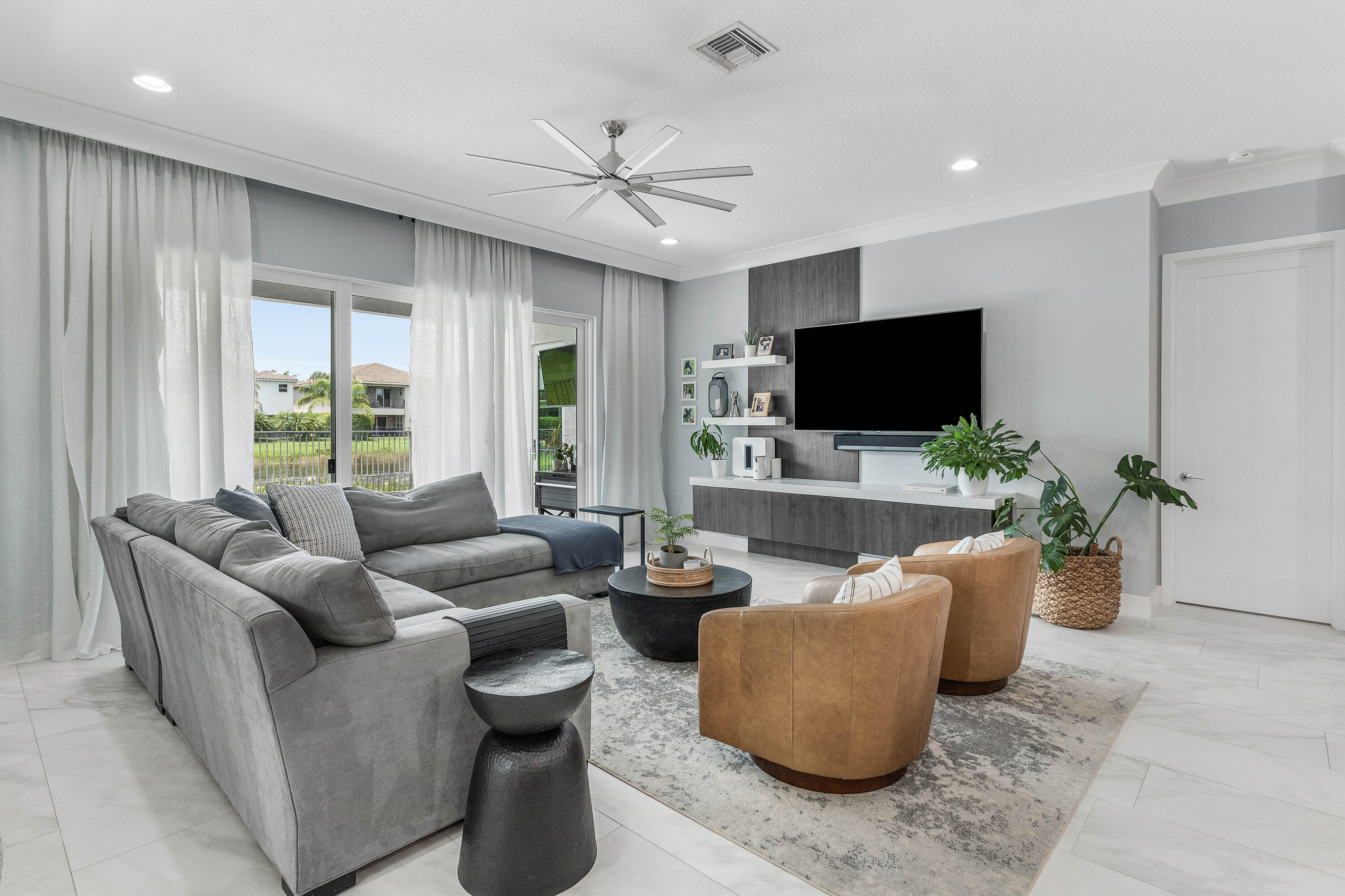 DAKOTA - Residential