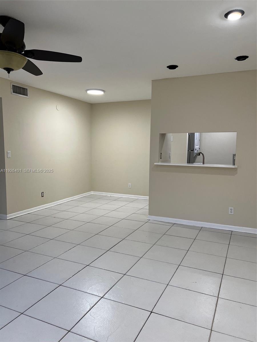 LAKEWOOD VILLAGE - Residential