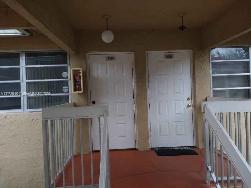 LAKEWOOD VILLAGE - Residential