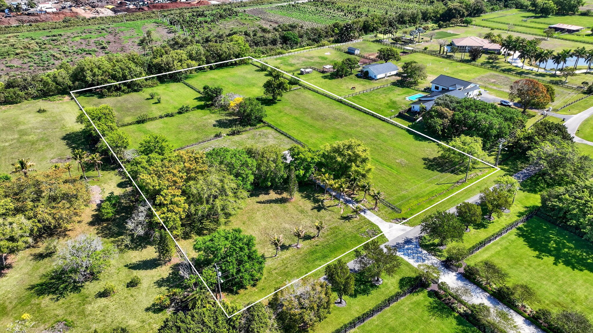 PALM BEACH FARMS CO 3 - Land