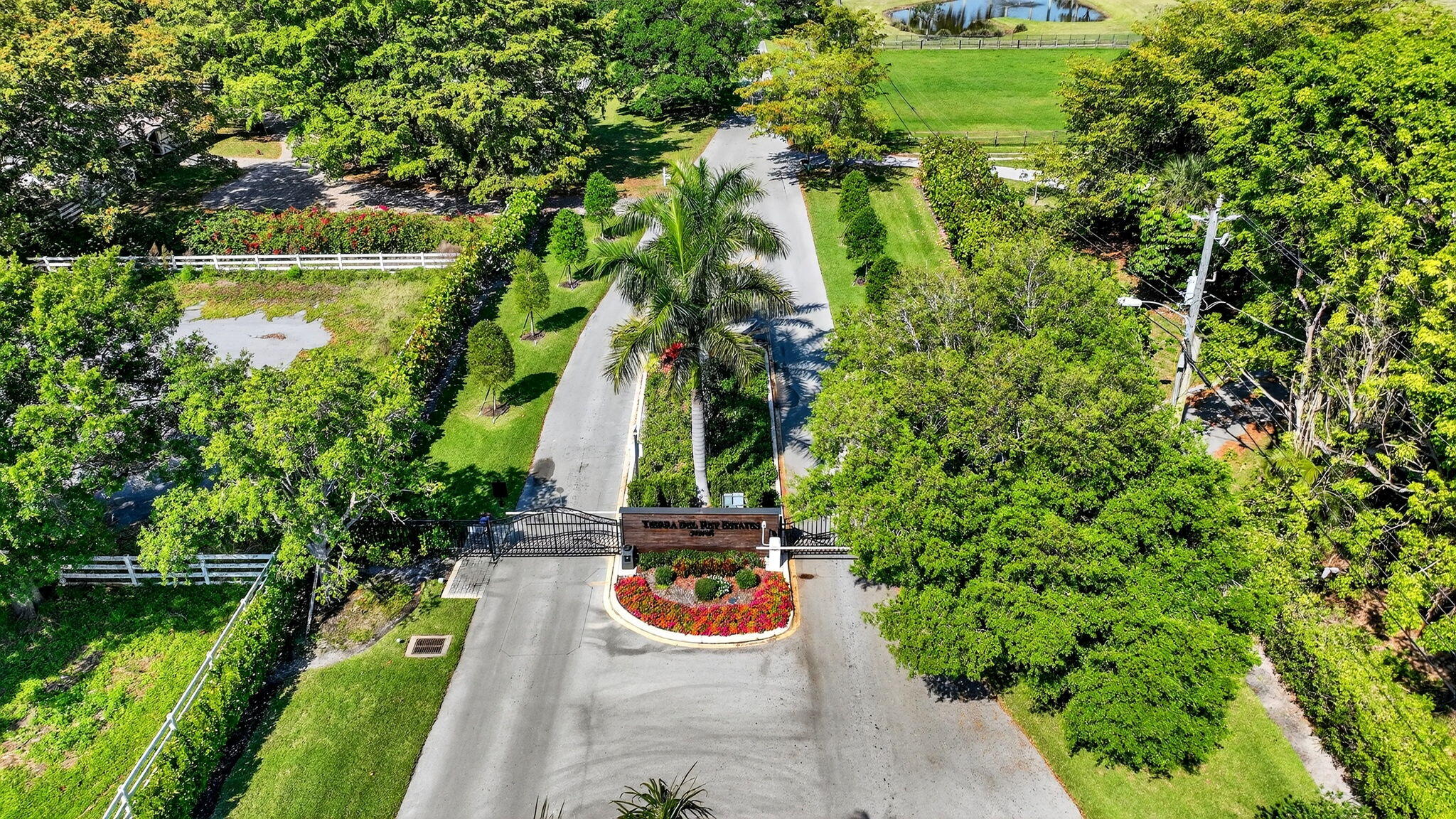 PALM BEACH FARMS CO 3 - Land