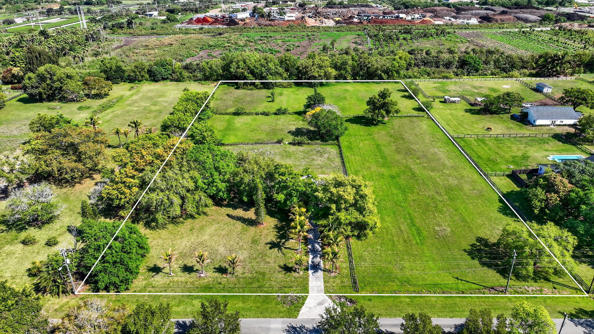 PALM BEACH FARMS CO 3 - Land