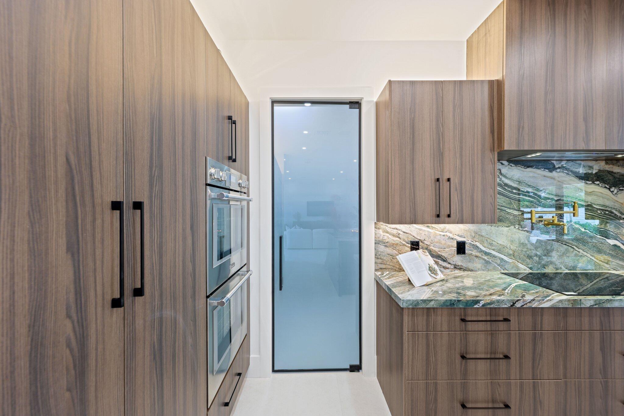 PALM BEACH ISLES 2 - Residential