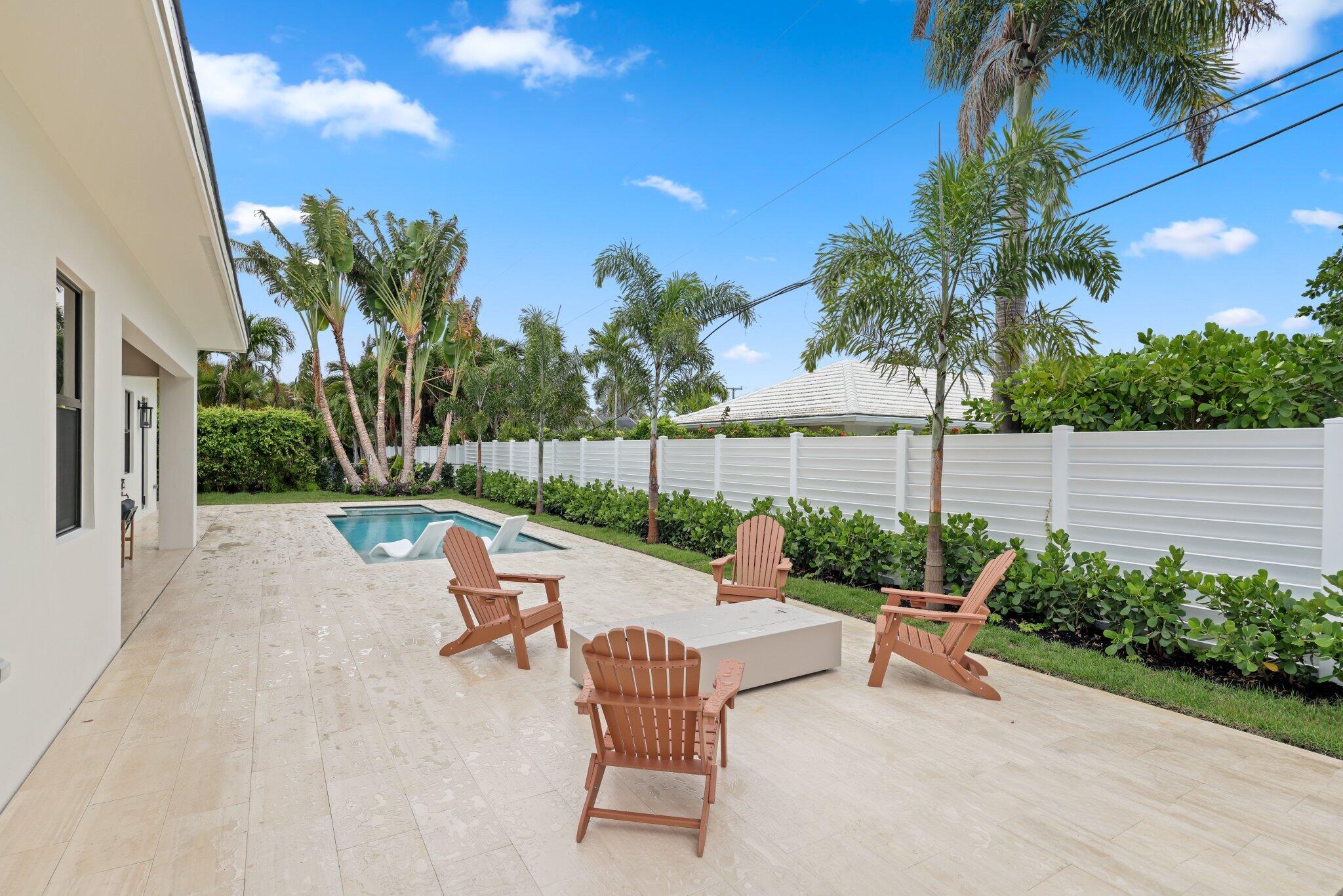 PALM BEACH ISLES 2 - Residential