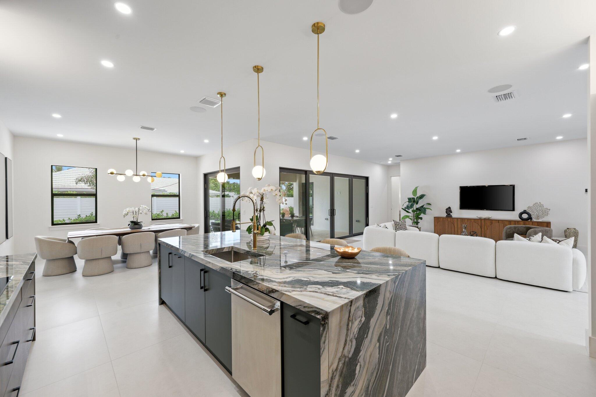 PALM BEACH ISLES 2 - Residential