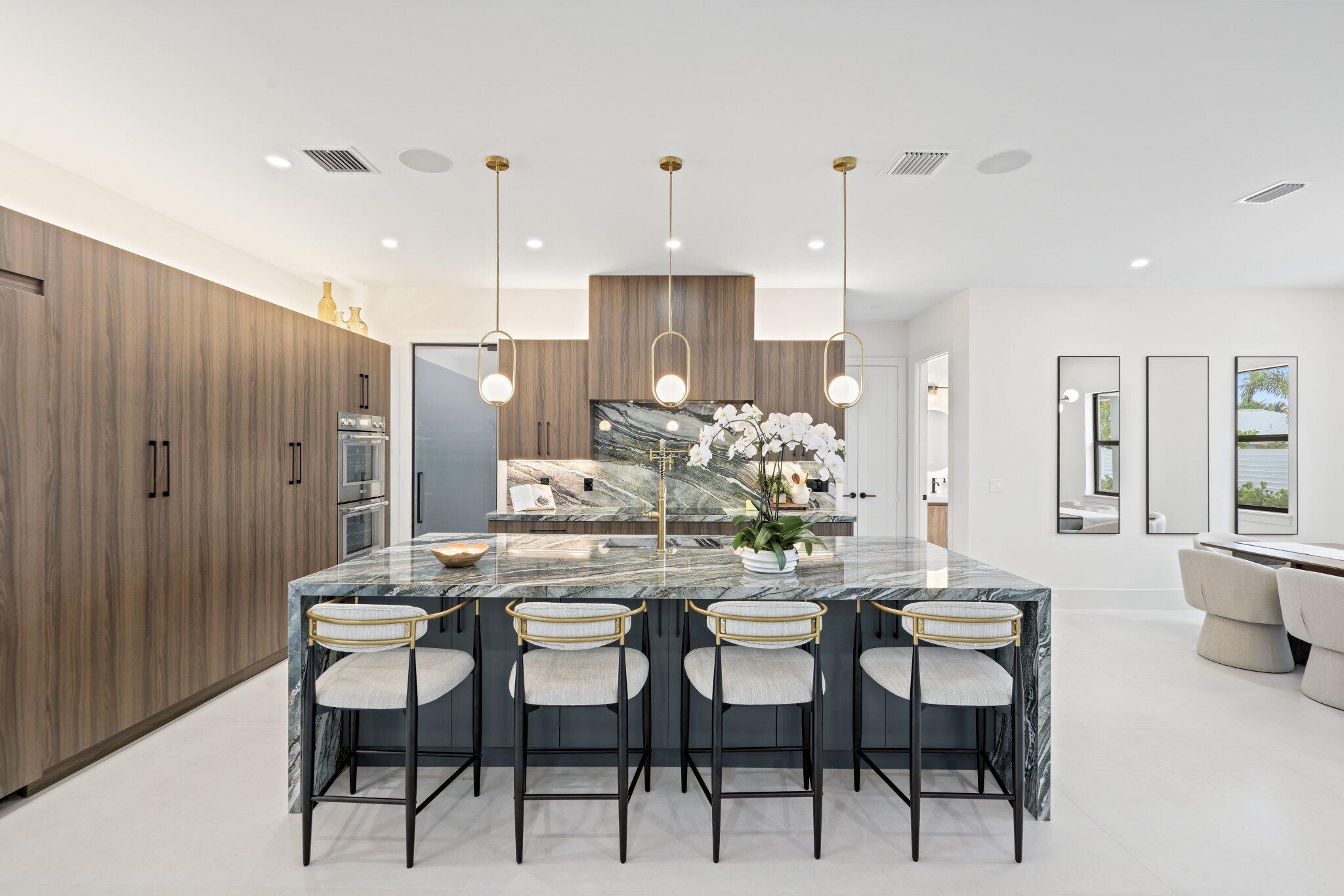 PALM BEACH ISLES 2 - Residential