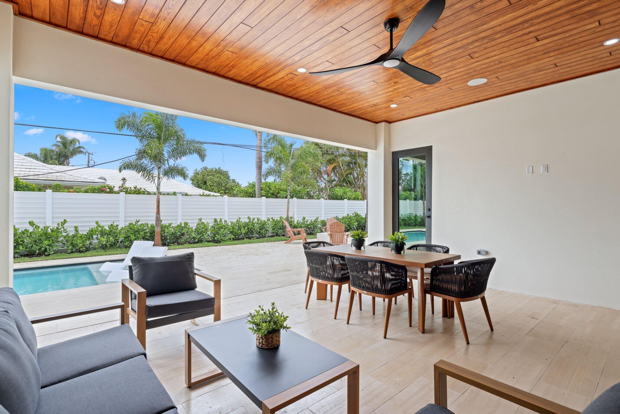 PALM BEACH ISLES 2 - Residential