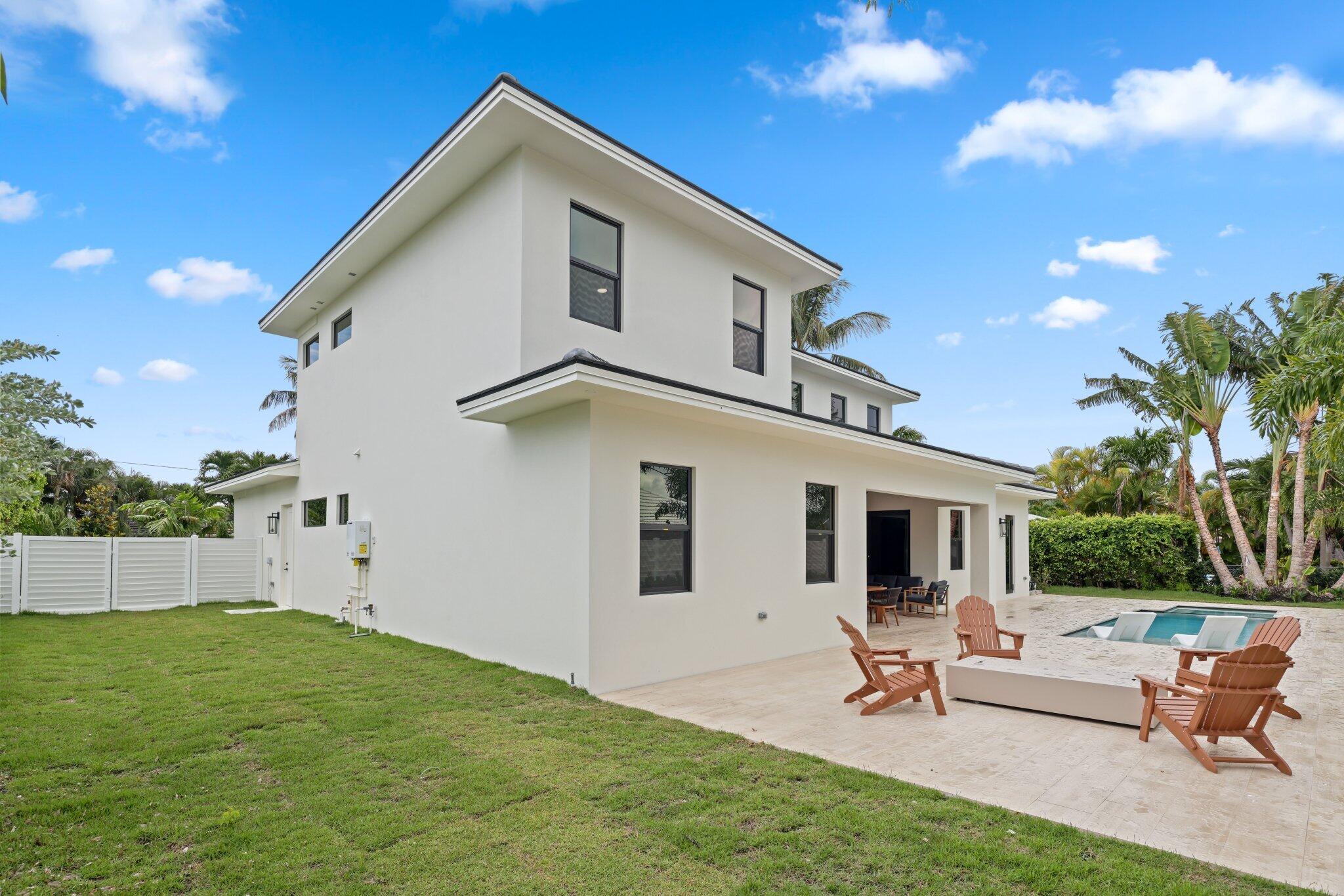 PALM BEACH ISLES 2 - Residential