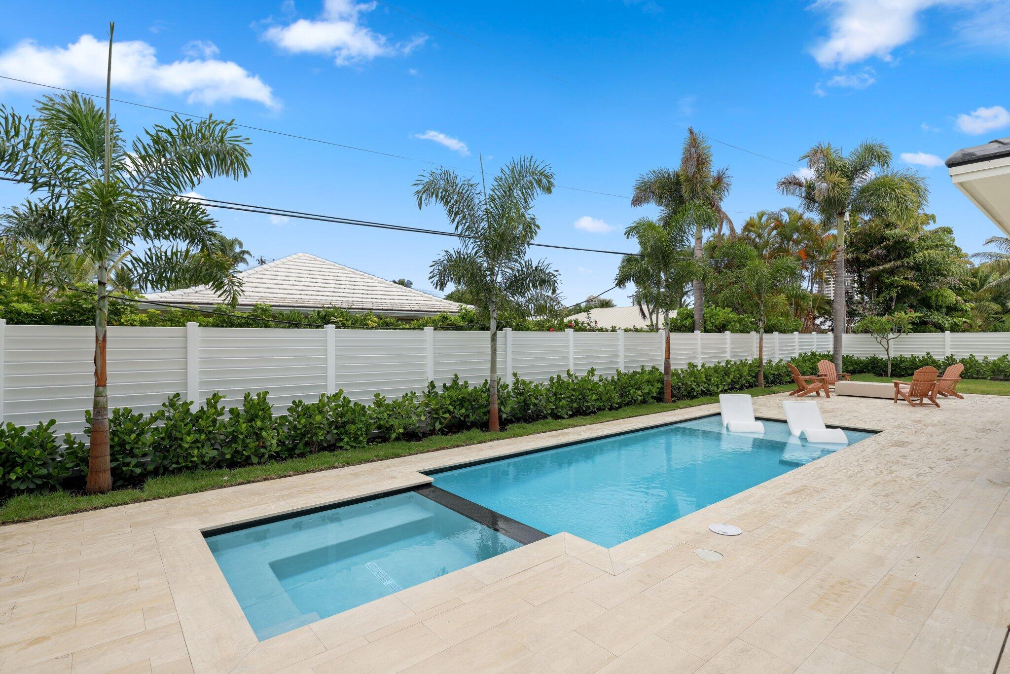 PALM BEACH ISLES 2 - Residential