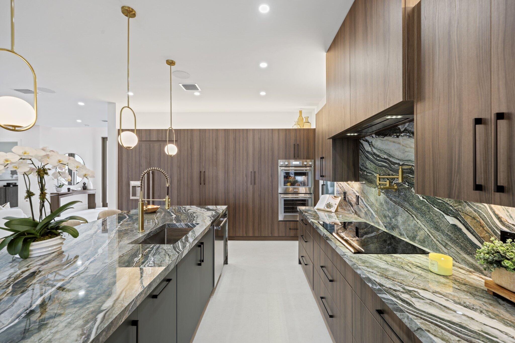 PALM BEACH ISLES 2 - Residential