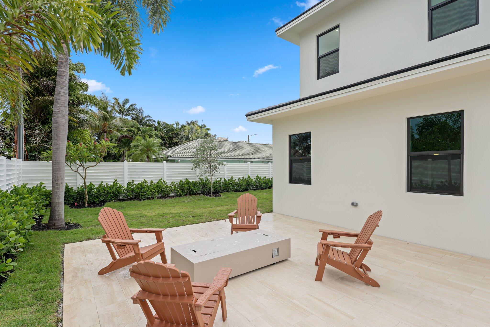 PALM BEACH ISLES 2 - Residential