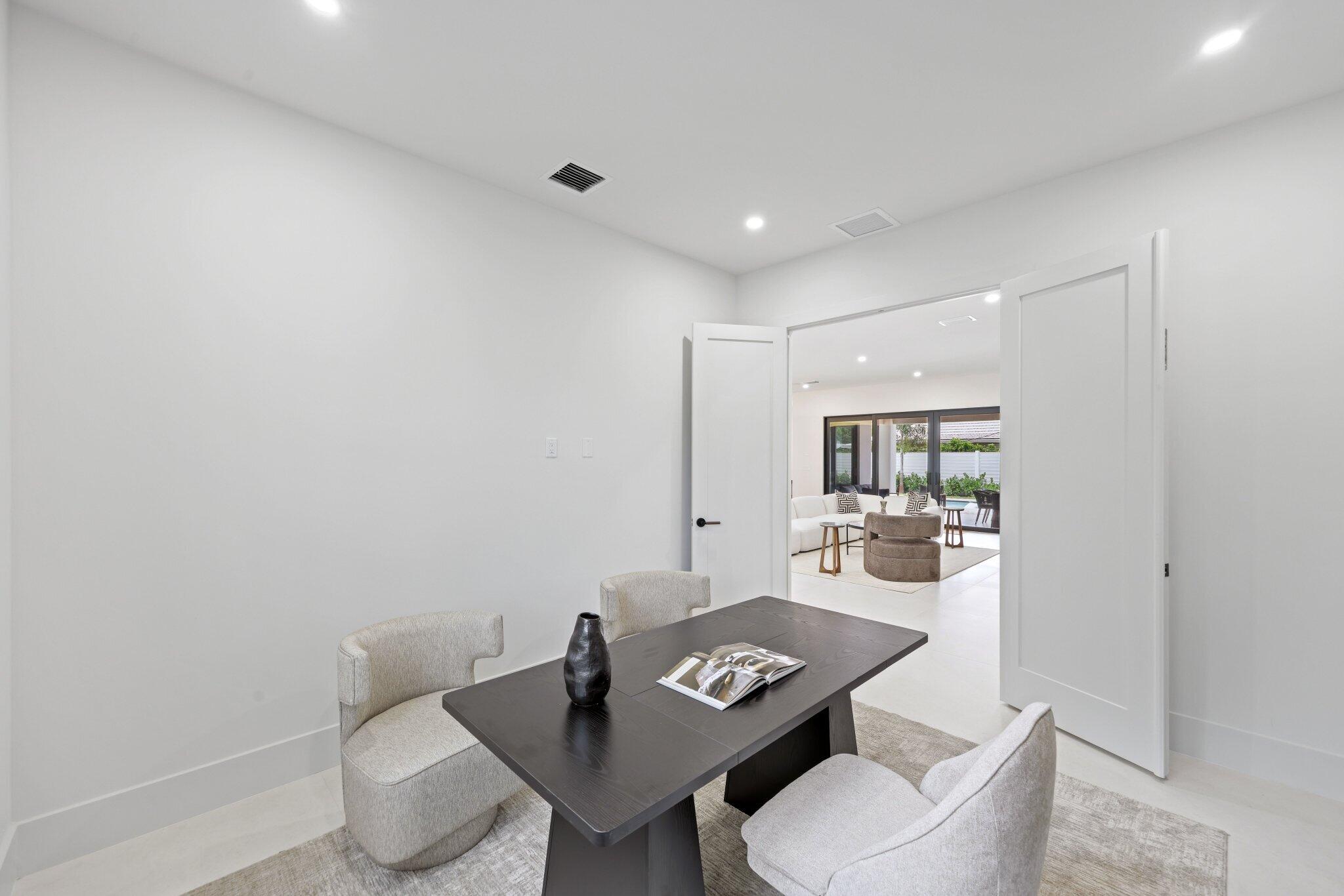 PALM BEACH ISLES 2 - Residential