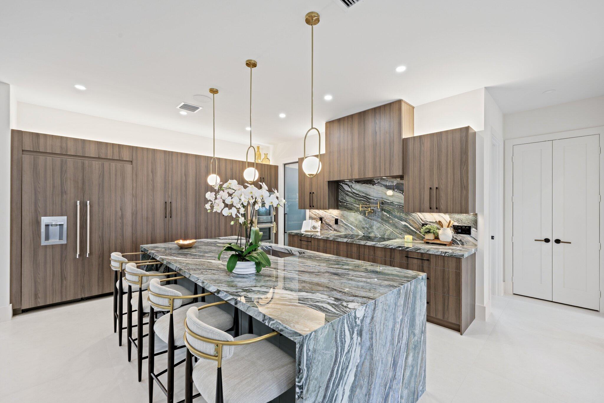 PALM BEACH ISLES 2 - Residential
