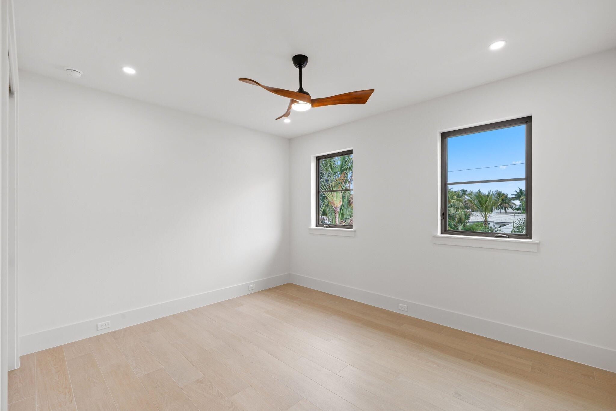PALM BEACH ISLES 2 - Residential