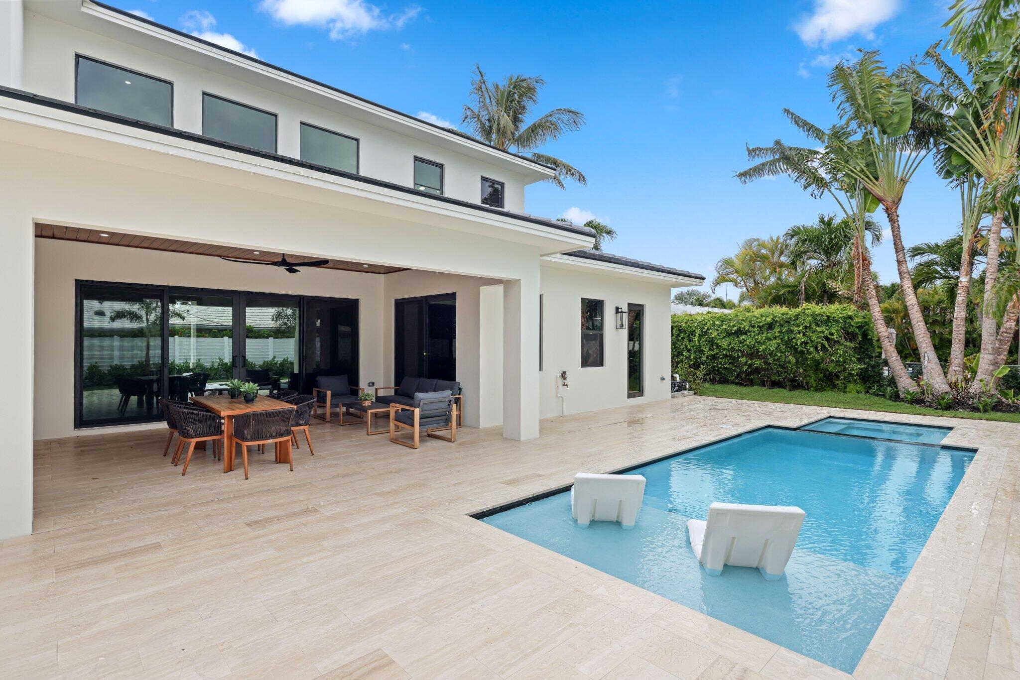 PALM BEACH ISLES 2 - Residential