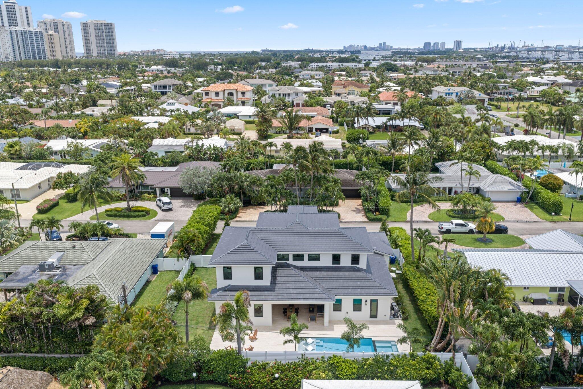 PALM BEACH ISLES 2 - Residential