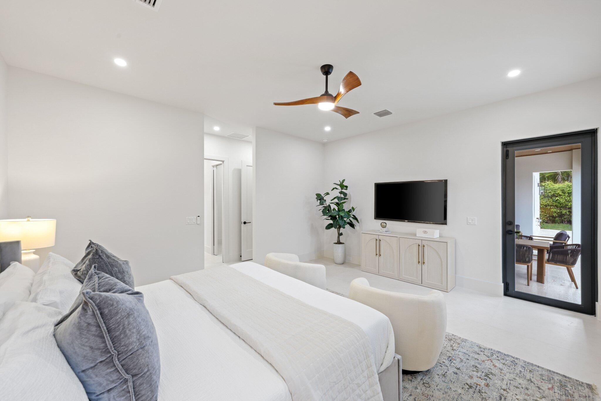 PALM BEACH ISLES 2 - Residential