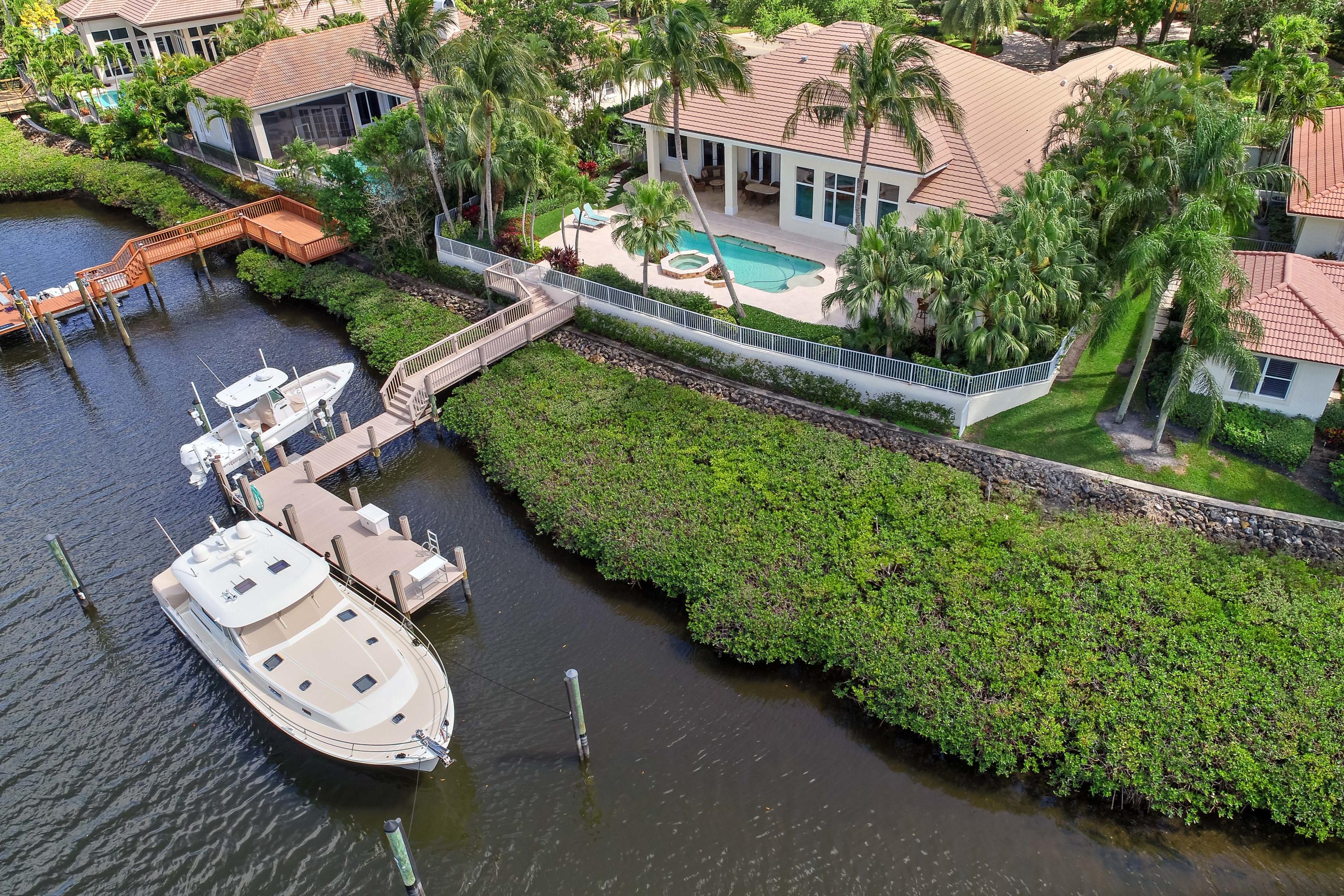 Admirals Cove - Residential