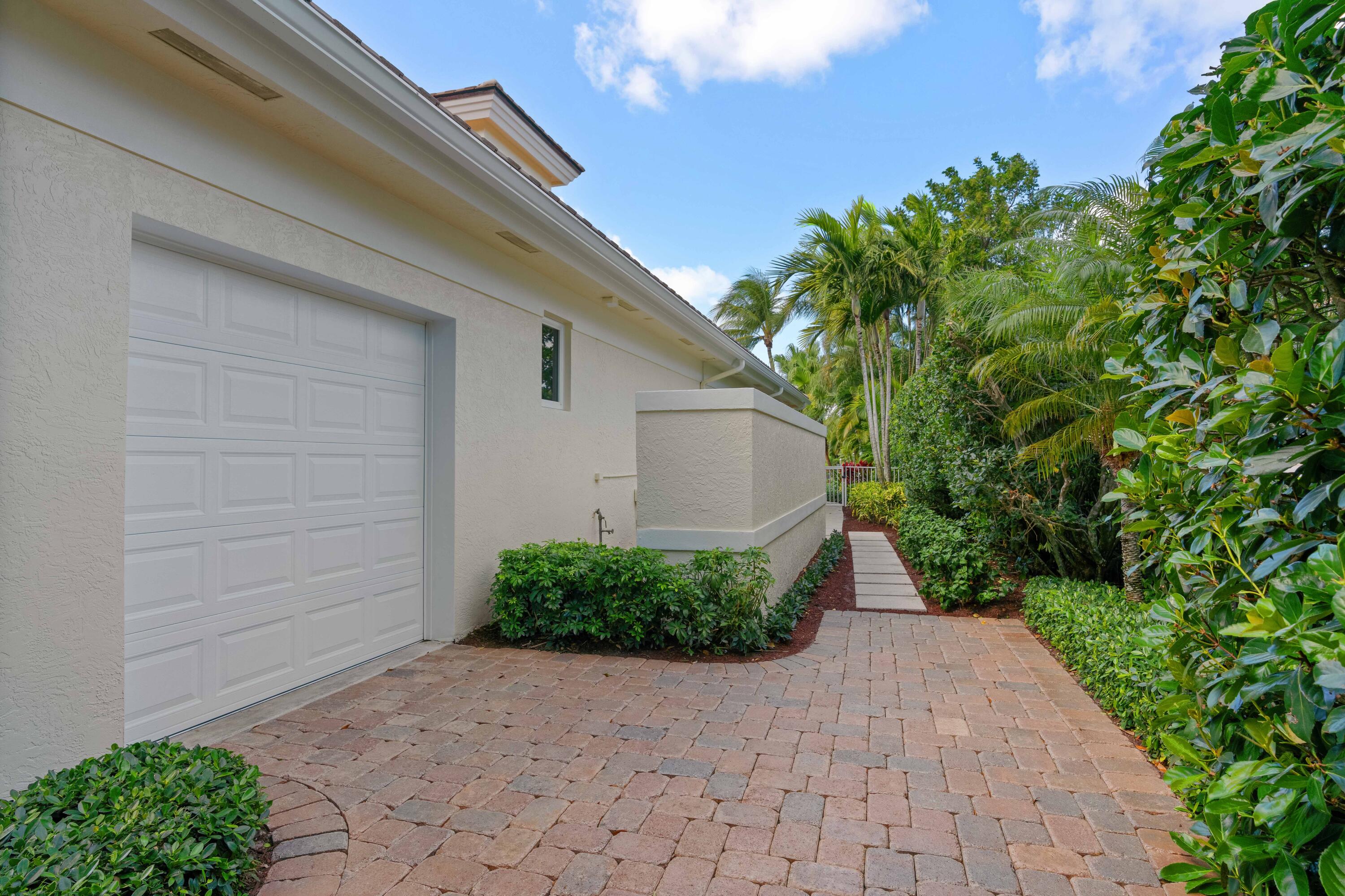 Admirals Cove - Residential