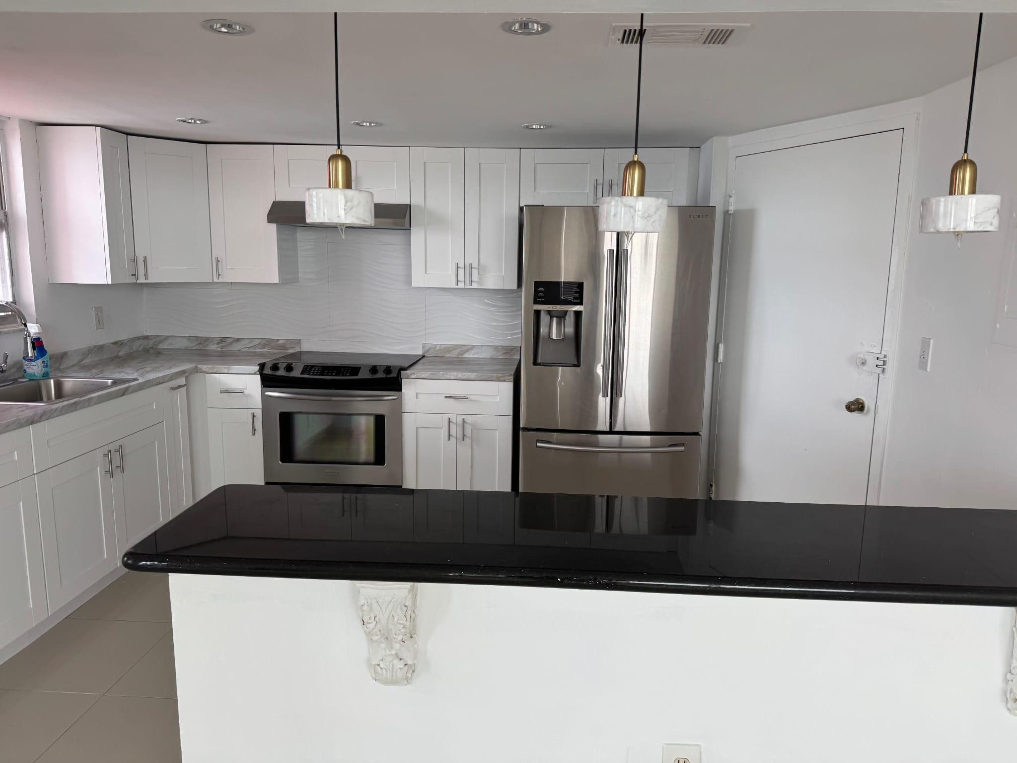 BUCKLEY TOWERS CONDO - EAST BLDG - Residential