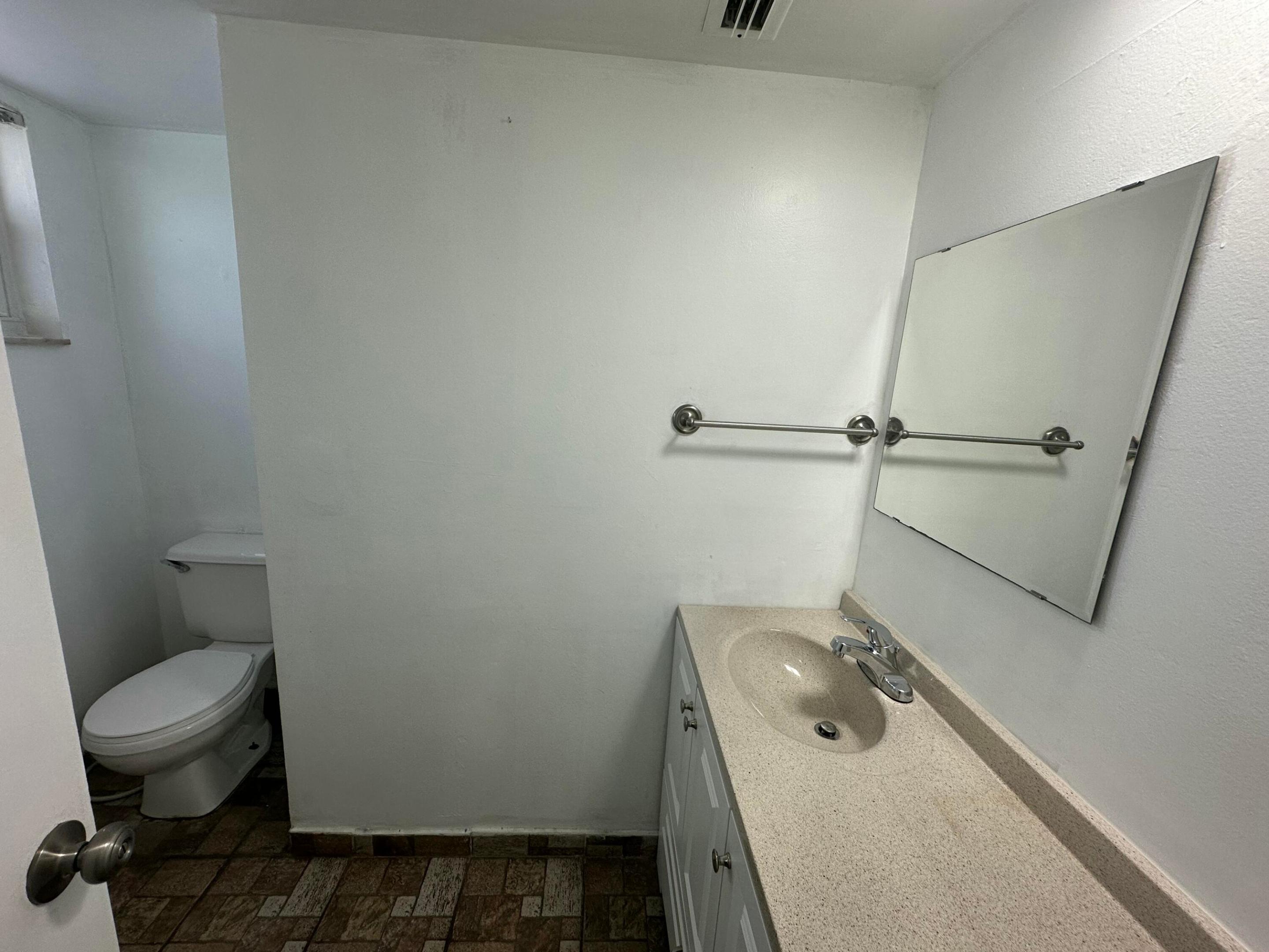 JADE WINDS GROUP ALLAMANDA GARDENS - Residential Lease