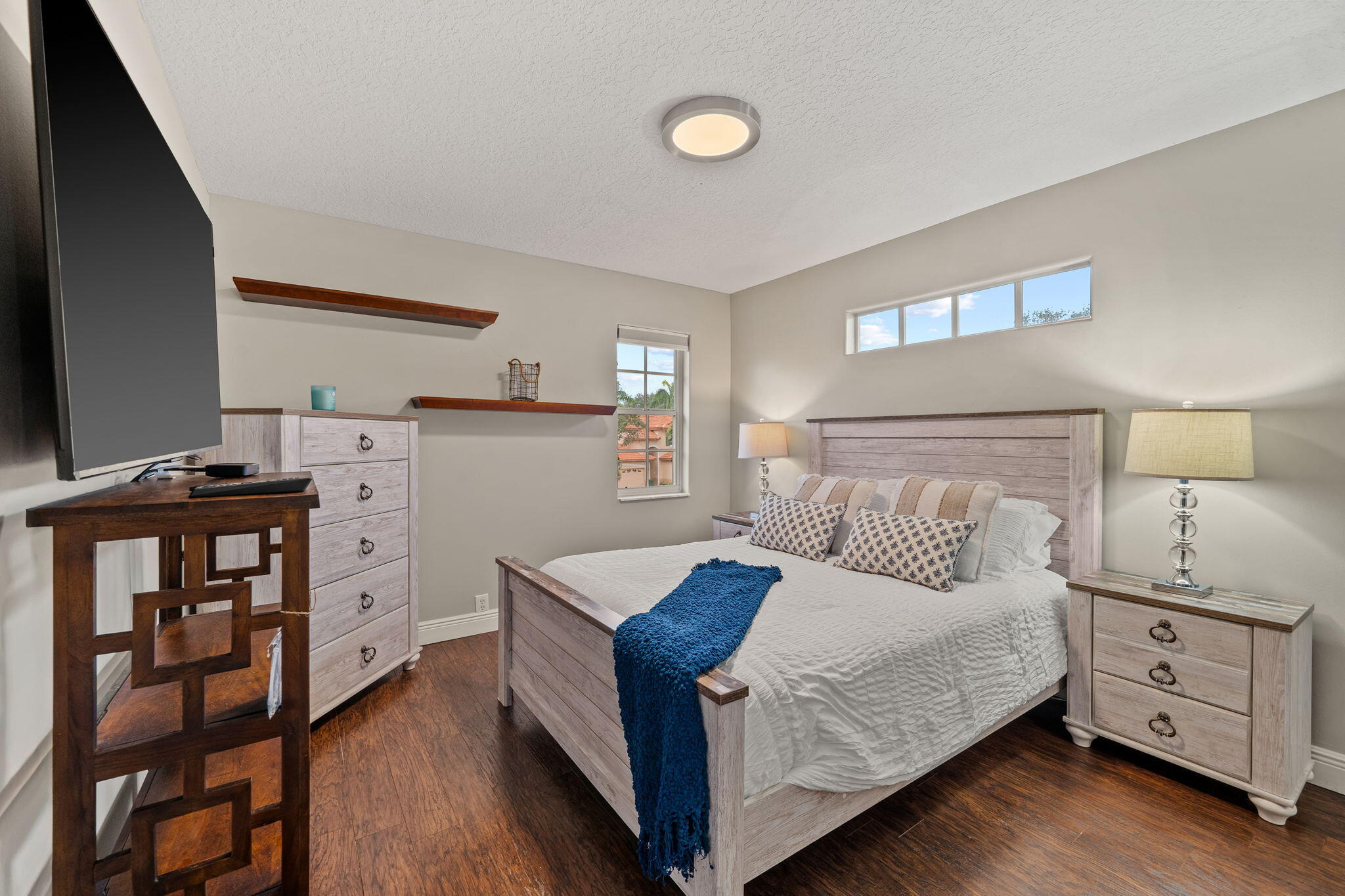 PGA RESORT COMMUNITY OF MONTEREY POINTE - Residential Lease