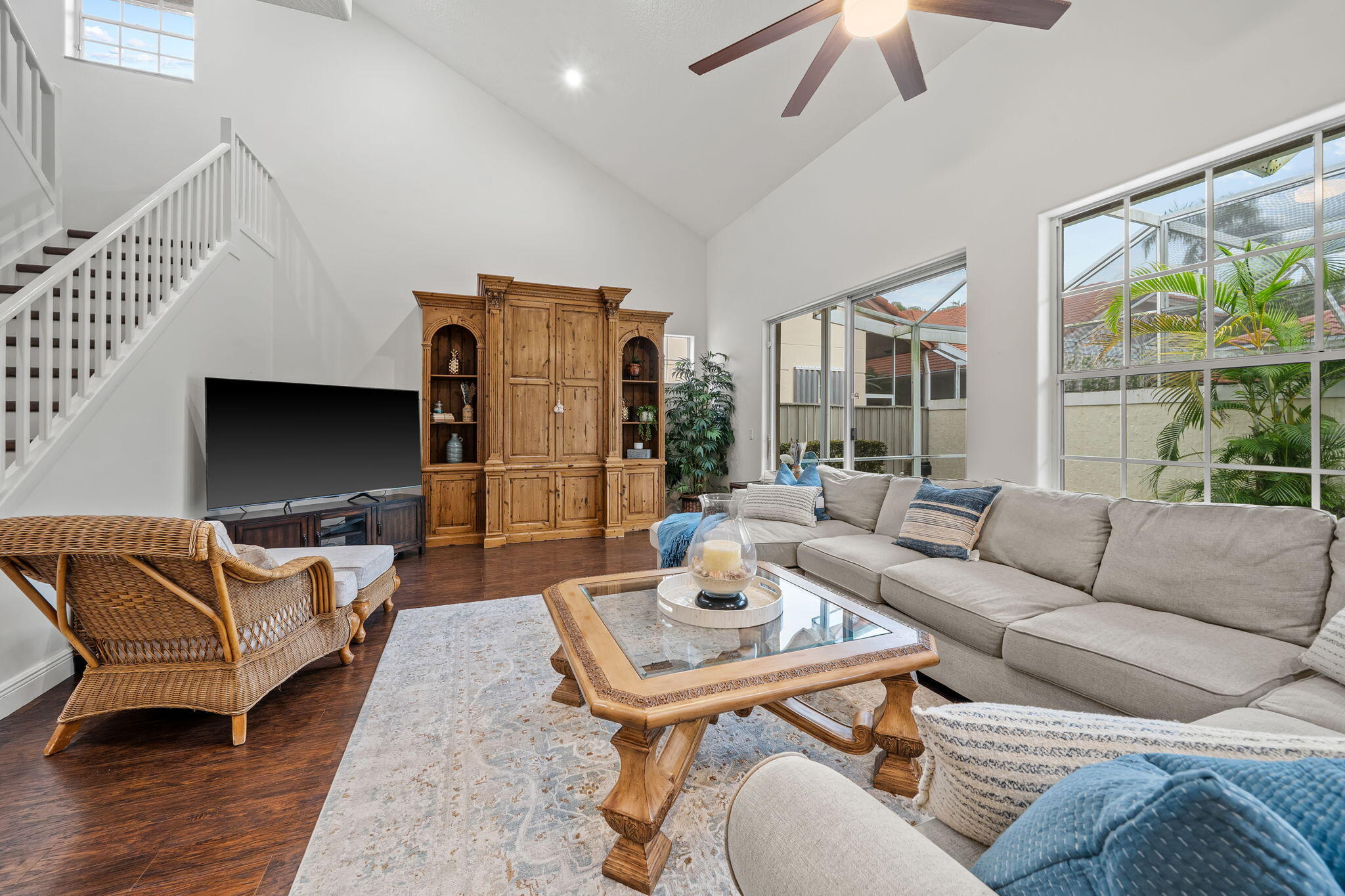 PGA RESORT COMMUNITY OF MONTEREY POINTE - Residential Lease