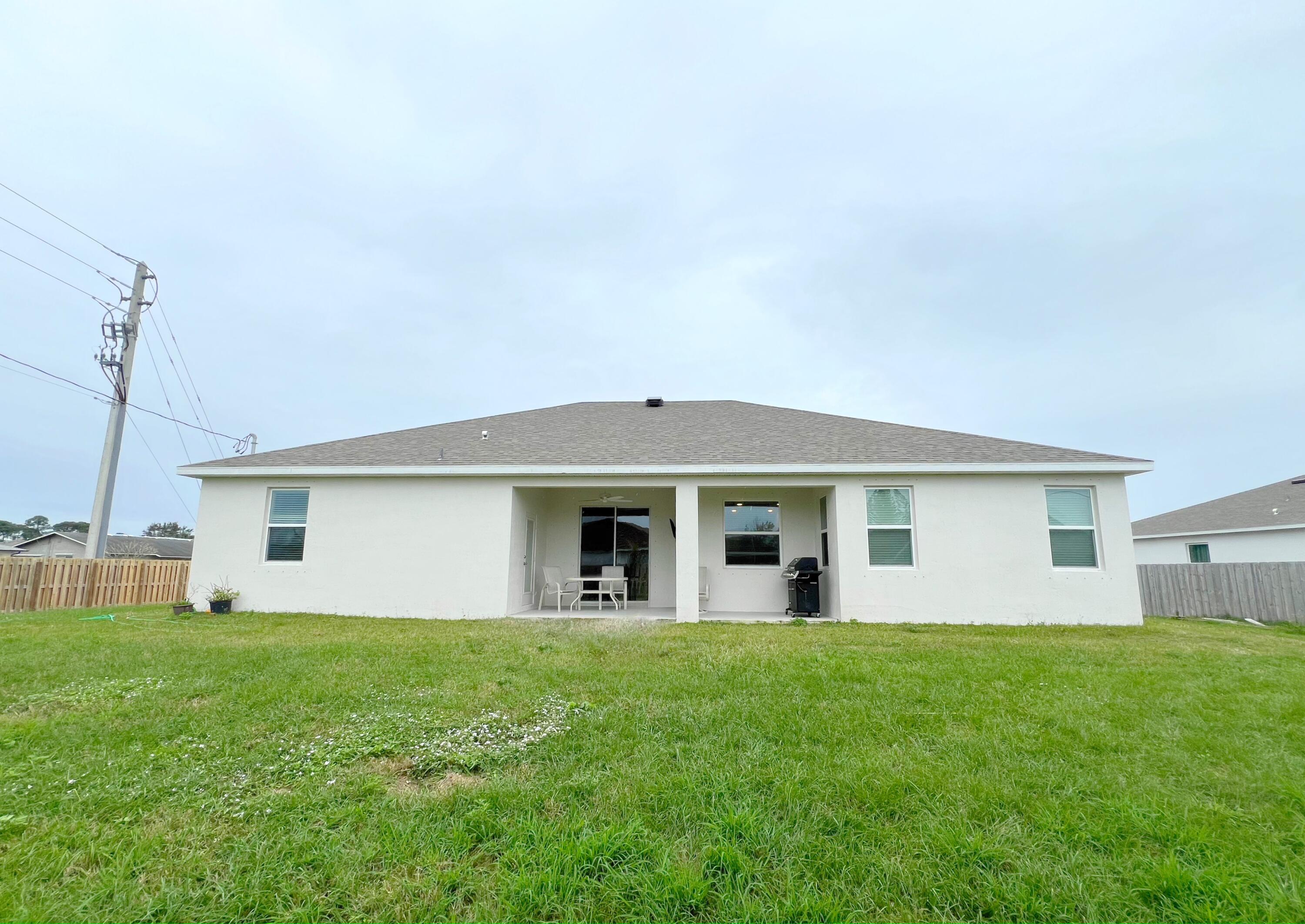 PORT ST LUCIE SECTION 4 - Residential