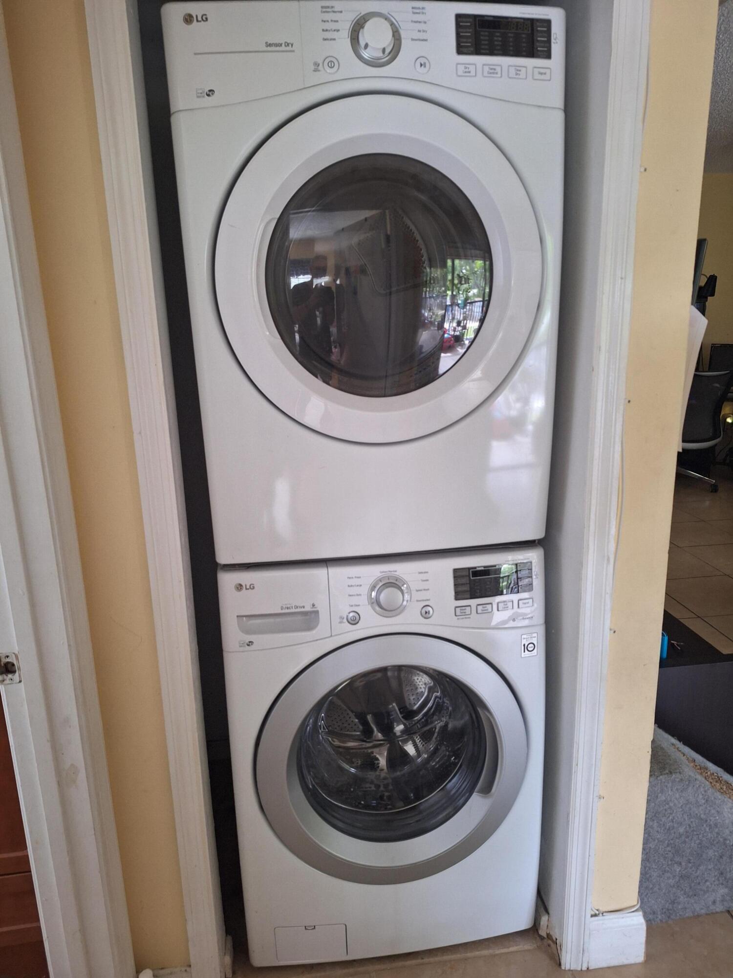 GRENADIER LAKES AT WELLEBY CONDO - Residential Lease