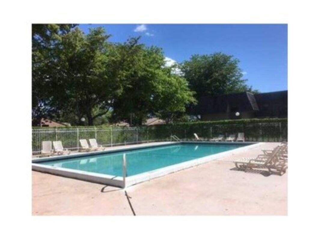 GRENADIER LAKES AT WELLEBY CONDO - Residential Lease