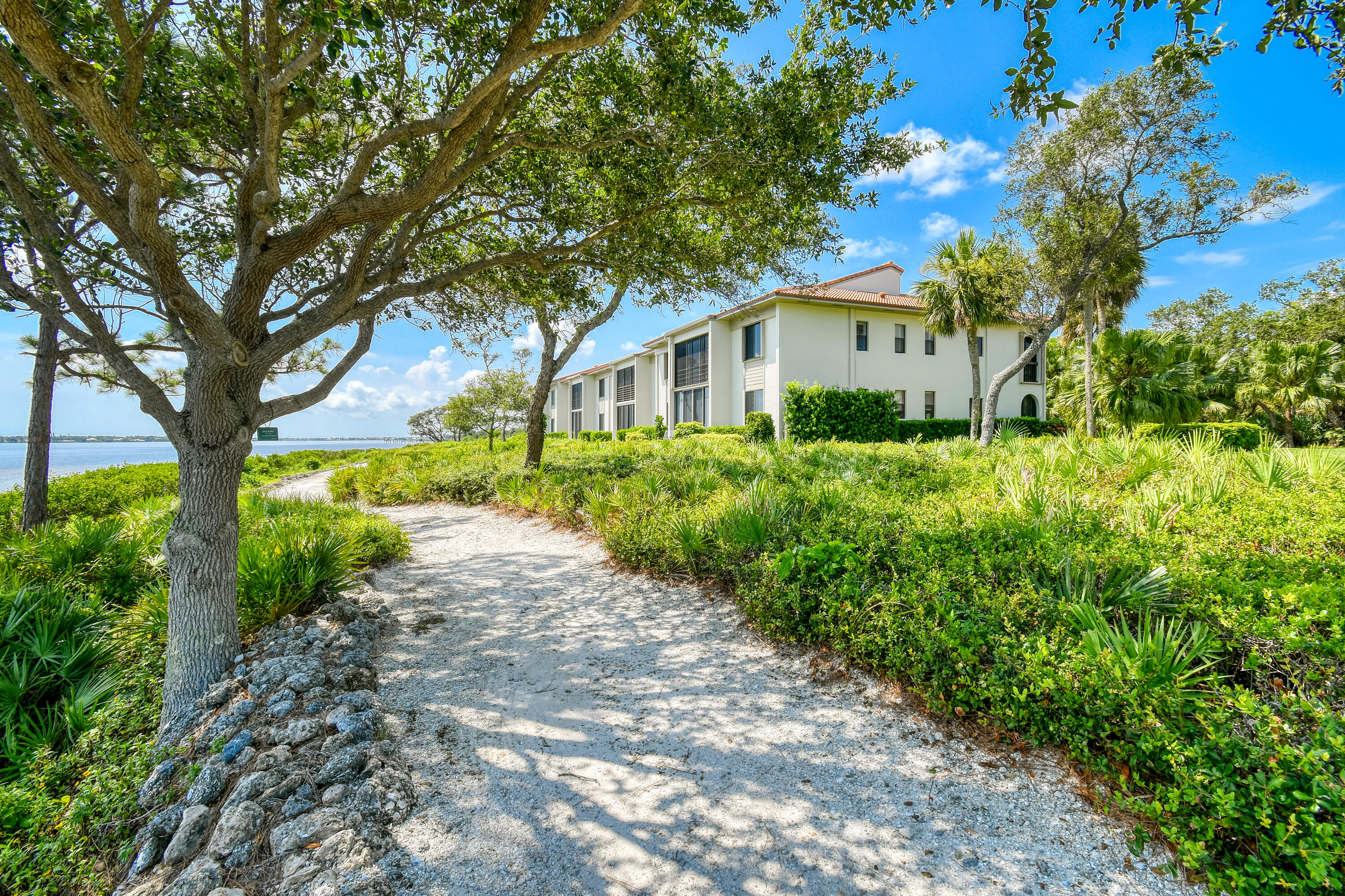 Harbour Ridge Yacht & Country Club - Bayhead Villa - Residential