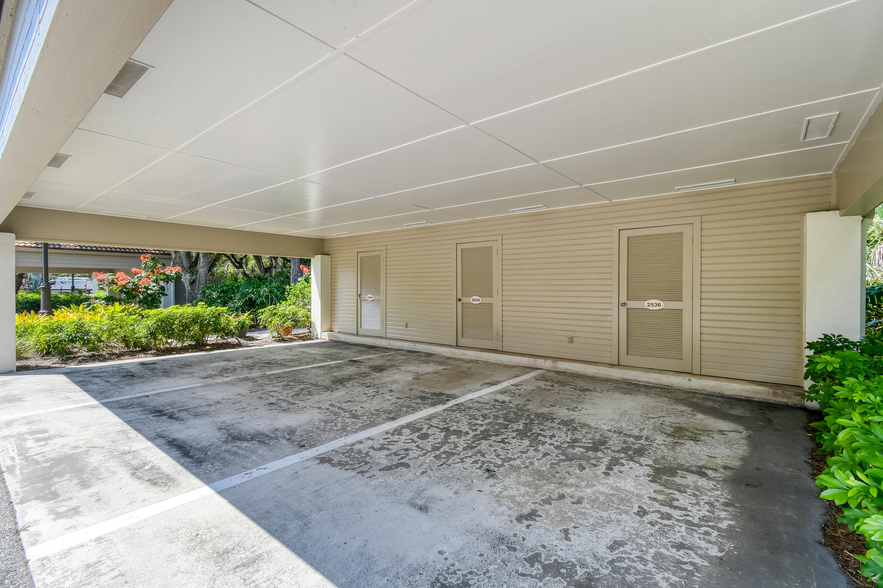 Harbour Ridge Yacht & Country Club - Bayhead Villa - Residential