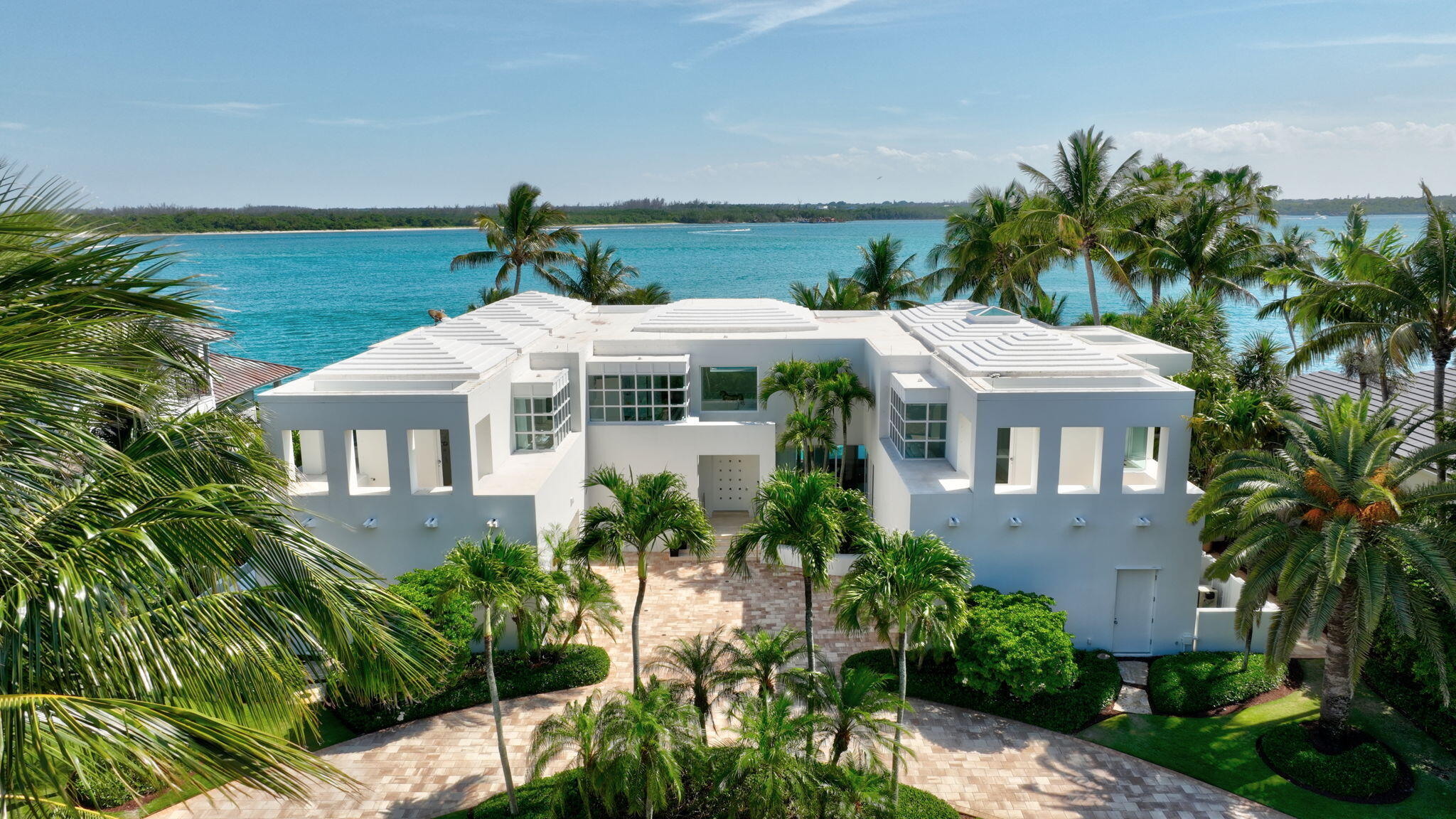 SAILFISH POINT - Residential