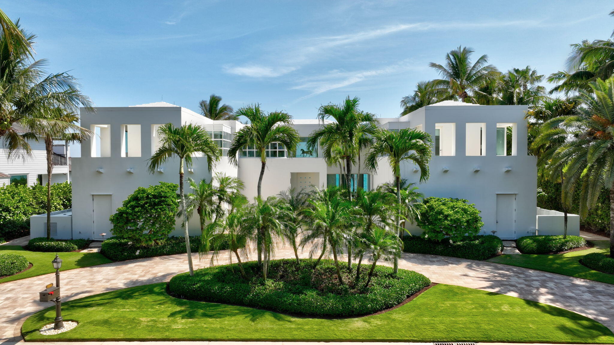 SAILFISH POINT - Residential