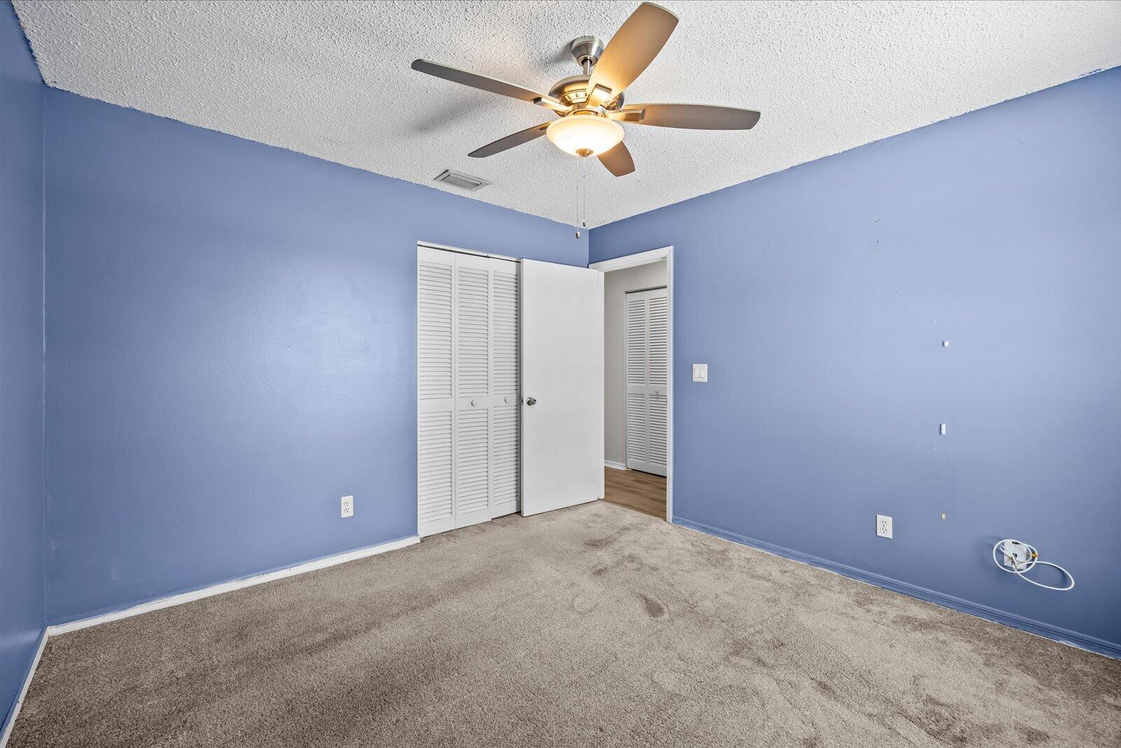 PORT ST LUCIE SECTION 33 - Residential