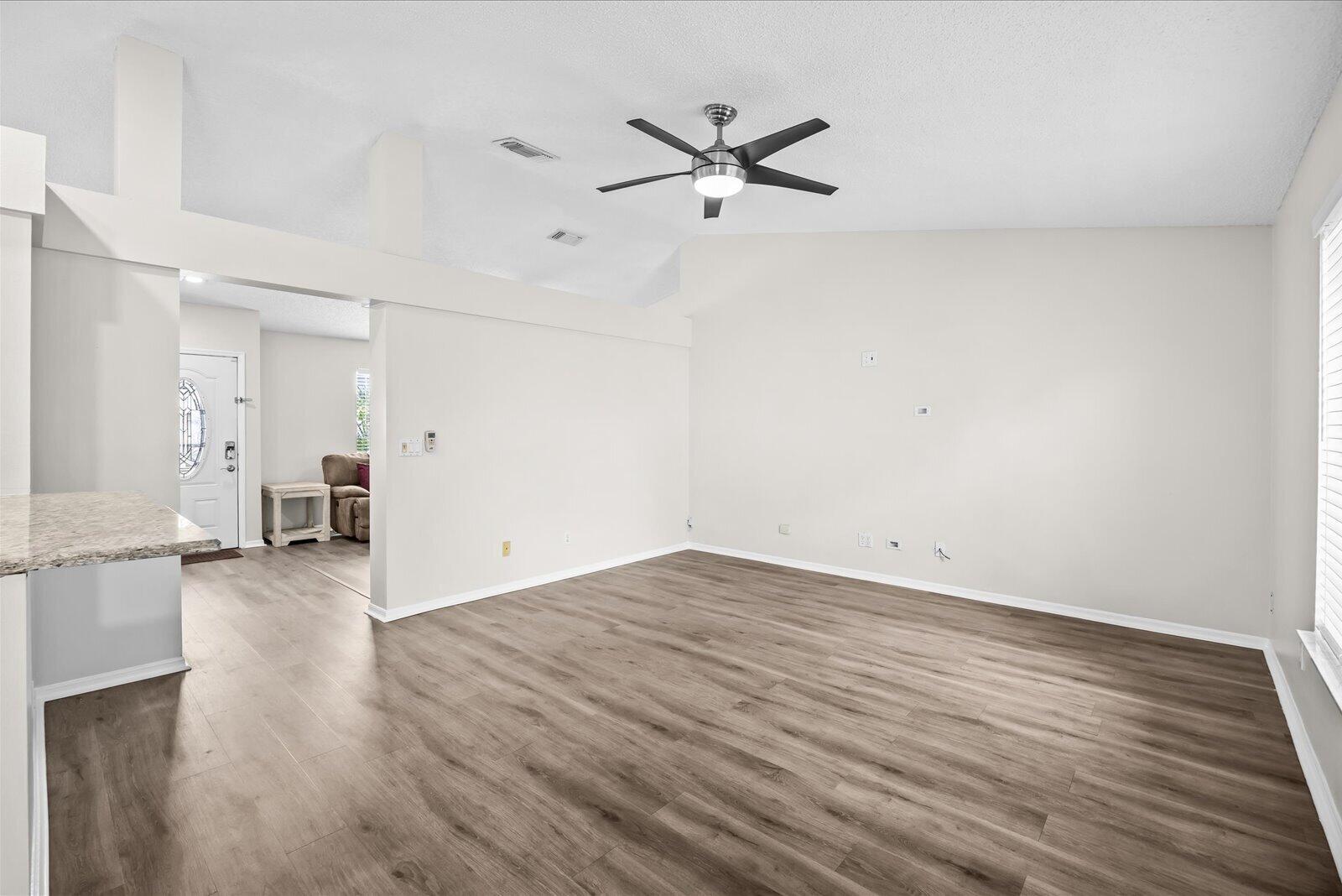 PORT ST LUCIE SECTION 33 - Residential
