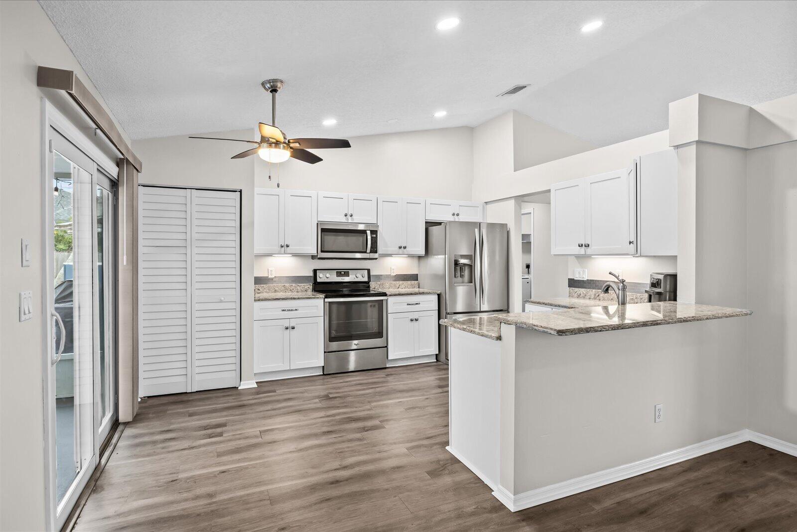 PORT ST LUCIE SECTION 33 - Residential